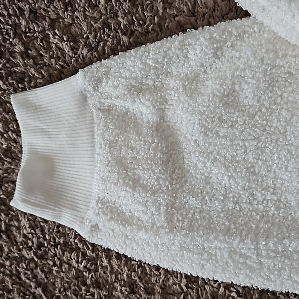 Jenni Intimates Sherpa Jogger Set - Picture 5 of 12